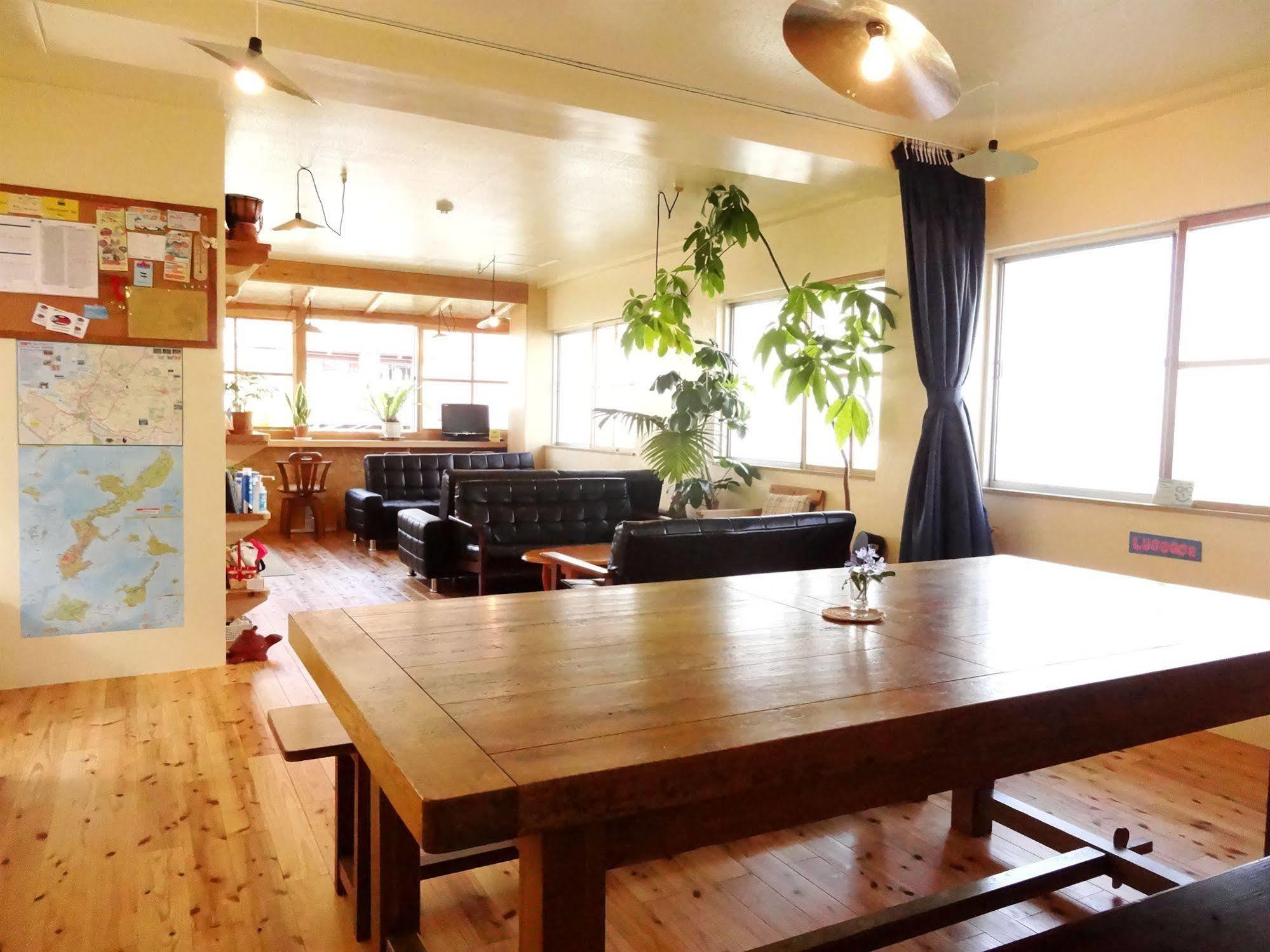 Hostel Okinawa Sora House Naha Exteriér fotografie